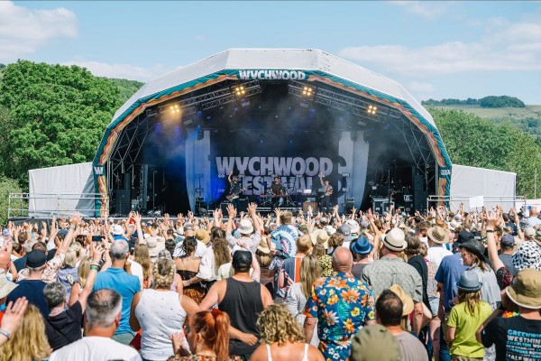 40a2dbd4 a1b3 dd17 049e fd1697fb4664