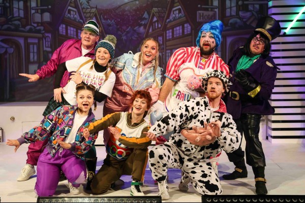ChletenhamPlayhousepanto