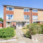 2 bedroom Apartment For Sale - Stanway Road, Benhall, Cheltenham, GL51 6BX - £225,000